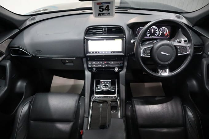 2025 Jaguar F-pace