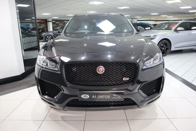 2025 Jaguar F-pace