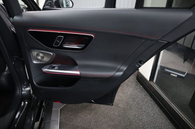 2025 Mercedes-benz C-class