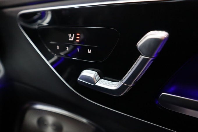 2025 Mercedes-benz C-class