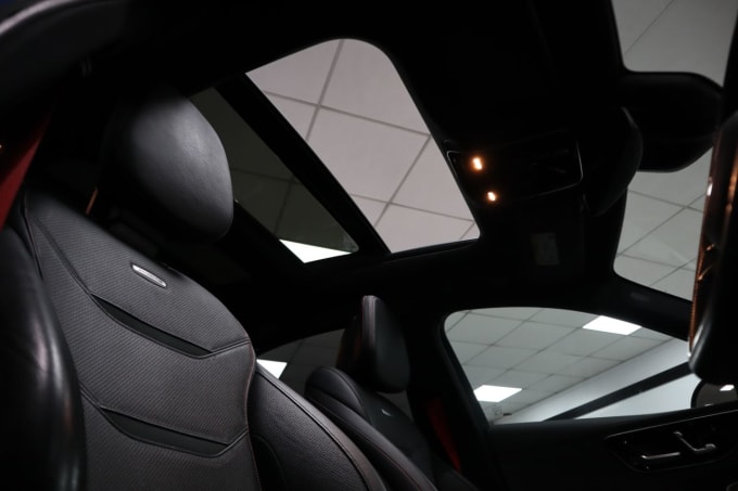 2025 Mercedes-benz C-class