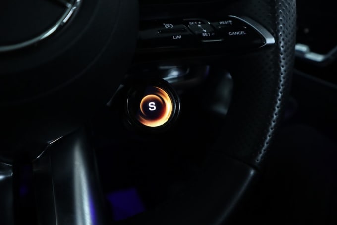 2025 Mercedes-benz C-class