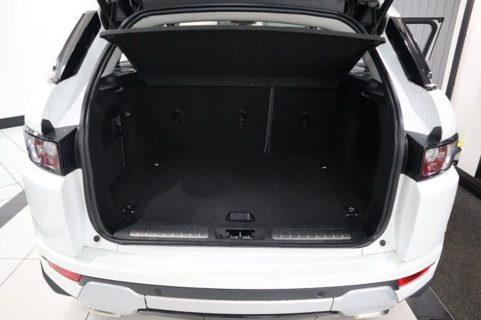 2025 Land Rover Range Rover Evoque