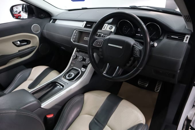 2025 Land Rover Range Rover Evoque