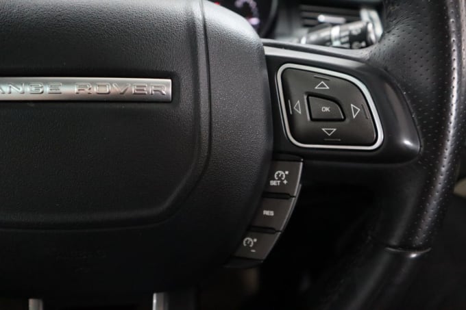 2025 Land Rover Range Rover Evoque