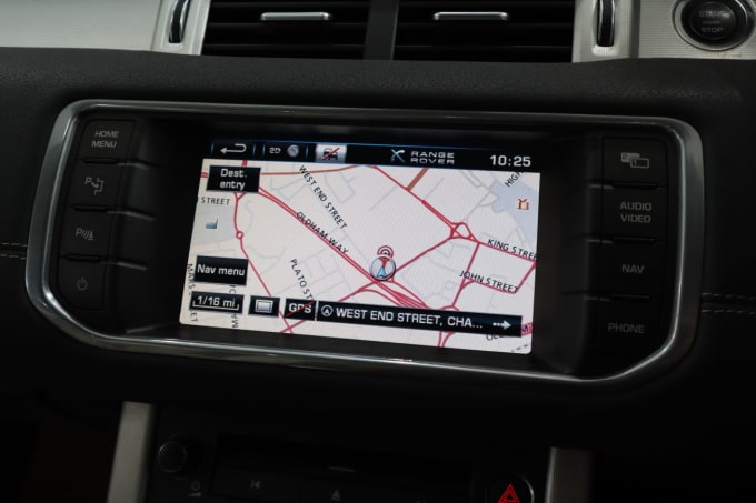2025 Land Rover Range Rover Evoque