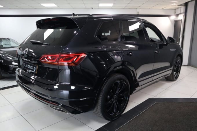 2025 Volkswagen Touareg