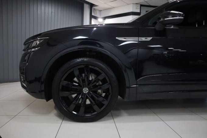 2025 Volkswagen Touareg