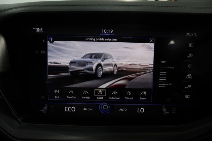 2025 Volkswagen Touareg