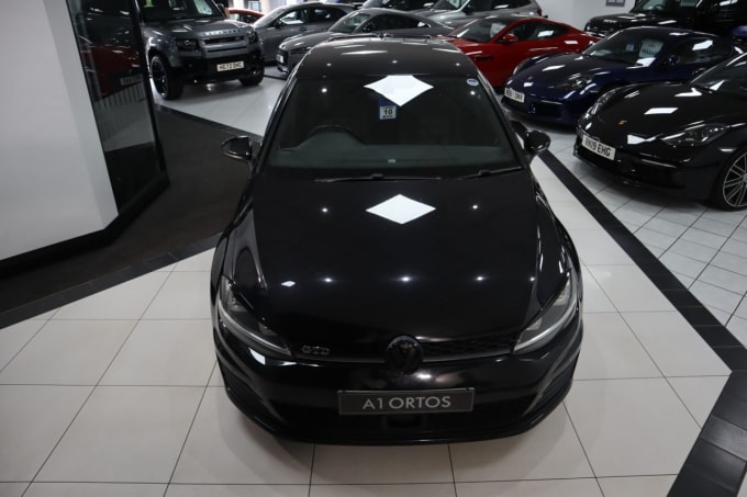 2025 Volkswagen Golf