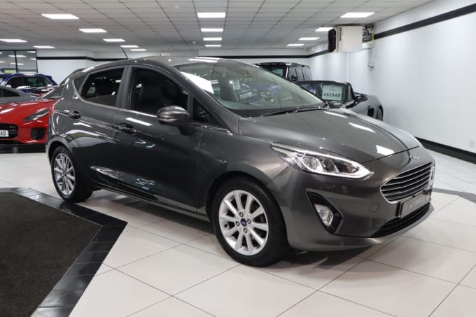 2025 Ford Fiesta