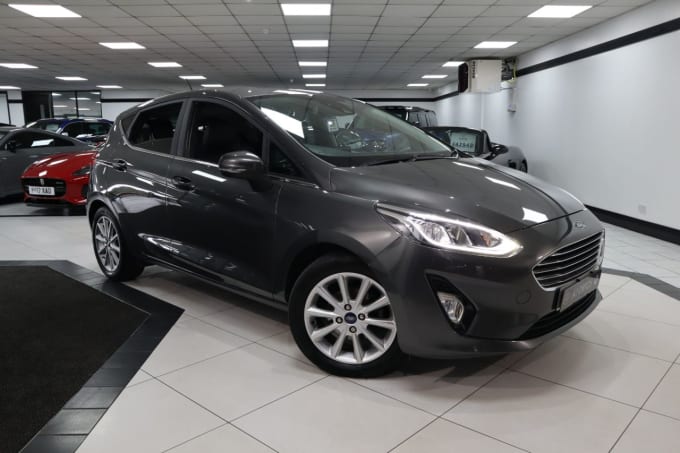 2025 Ford Fiesta