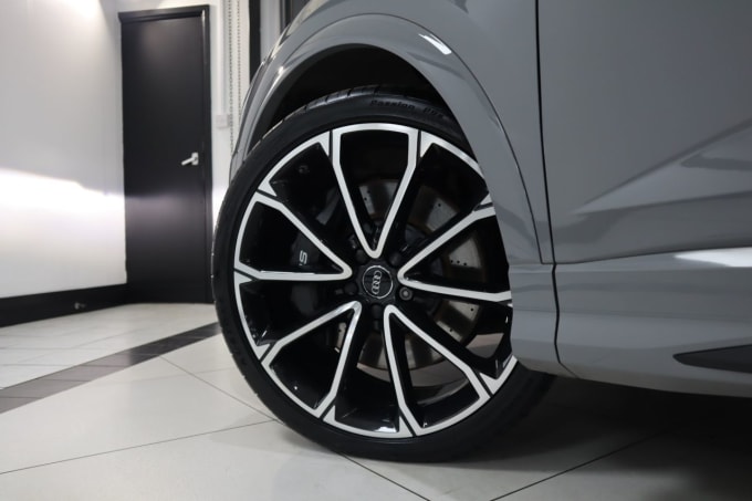 2025 Audi Rs Q3