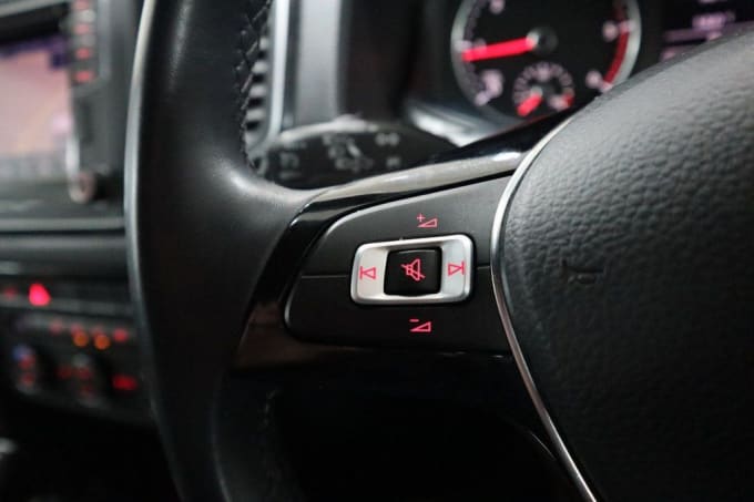 2025 Volkswagen Amarok