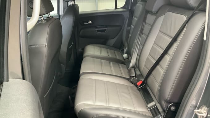 2025 Volkswagen Amarok