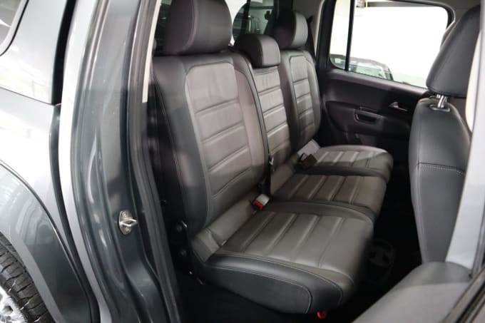 2025 Volkswagen Amarok