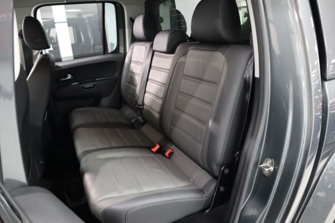 2025 Volkswagen Amarok