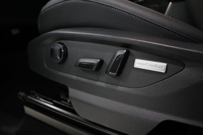 2025 Volkswagen Amarok