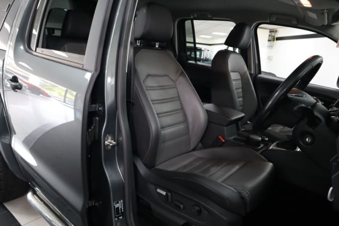 2025 Volkswagen Amarok
