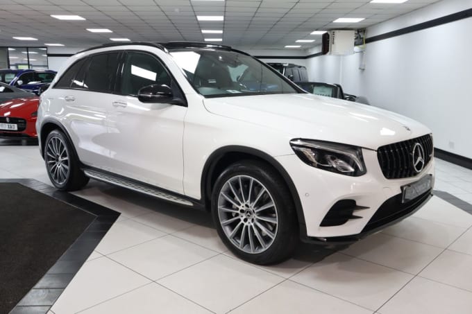 2025 Mercedes-benz Glc