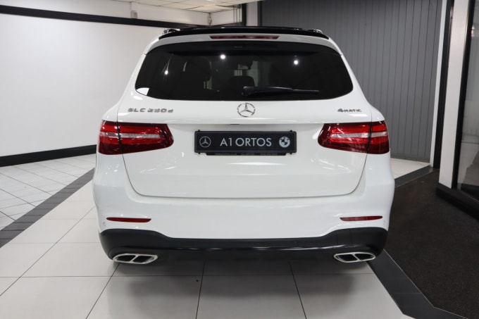 2025 Mercedes-benz Glc