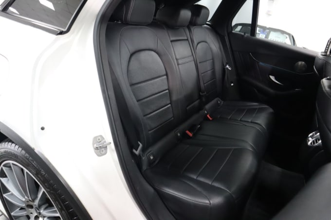 2025 Mercedes-benz Glc