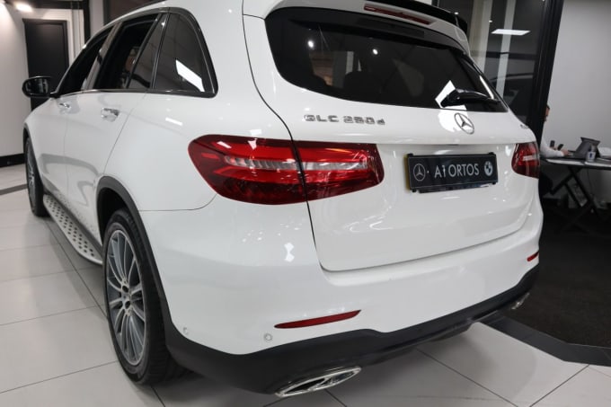 2025 Mercedes-benz Glc