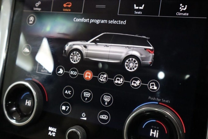 2025 Land Rover Range Rover Sport