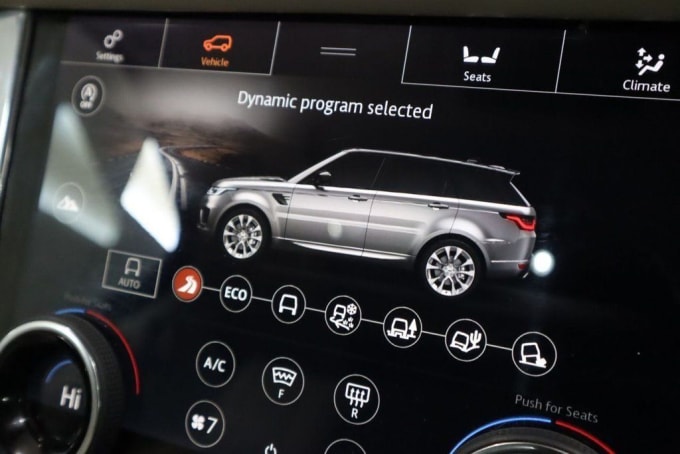 2025 Land Rover Range Rover Sport