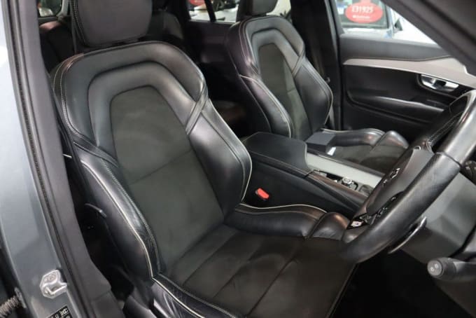 2025 Volvo Xc90