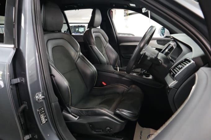 2025 Volvo Xc90