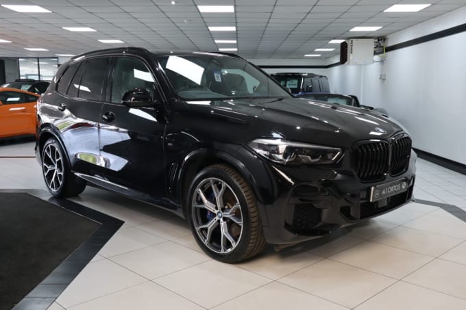 2025 BMW X5