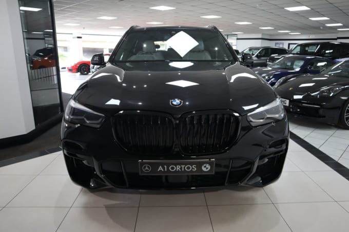 2025 BMW X5