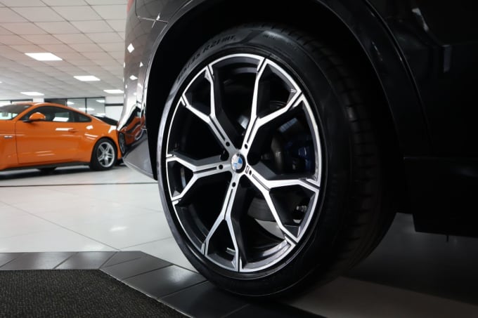 2025 BMW X5