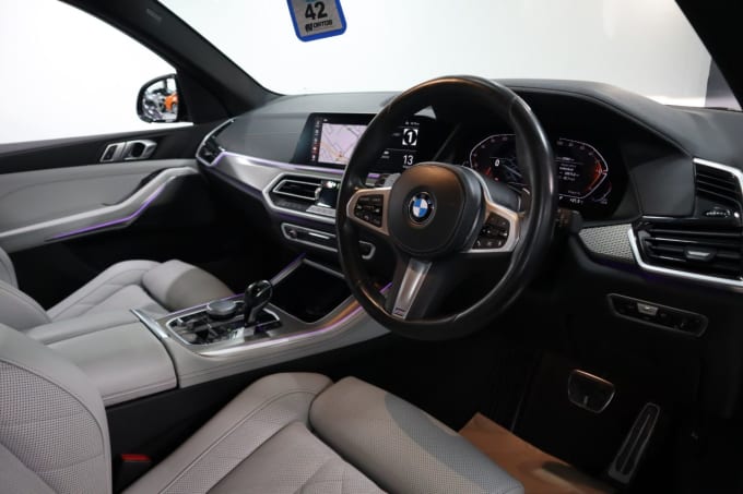 2025 BMW X5