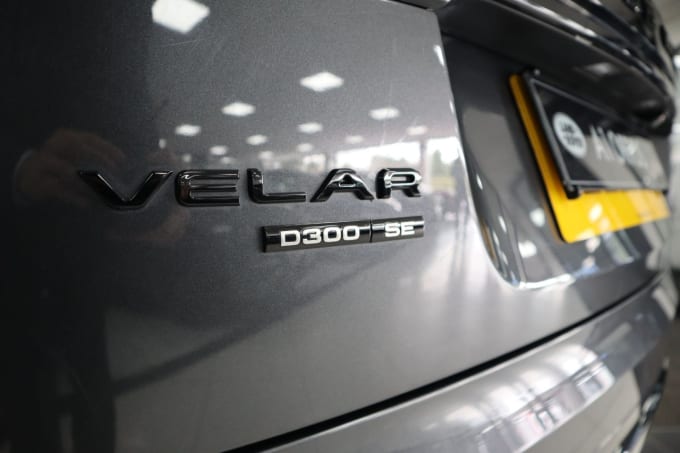 2025 Land Rover Range Rover Velar