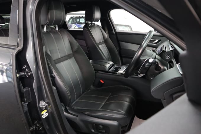 2025 Land Rover Range Rover Velar