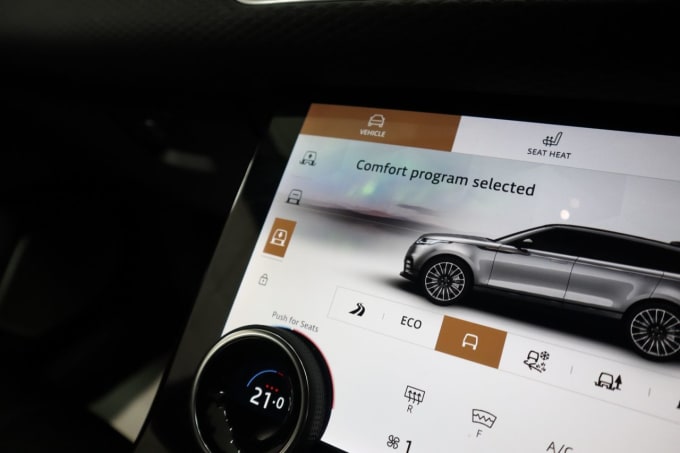 2025 Land Rover Range Rover Velar
