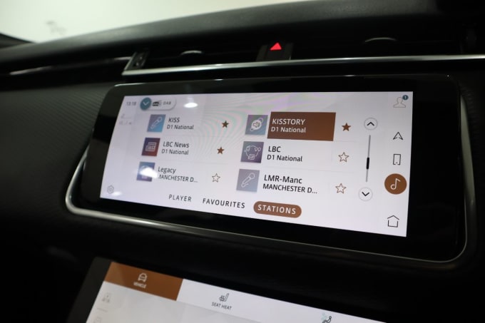 2025 Land Rover Range Rover Velar