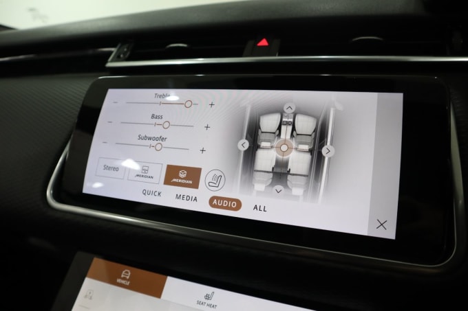 2025 Land Rover Range Rover Velar