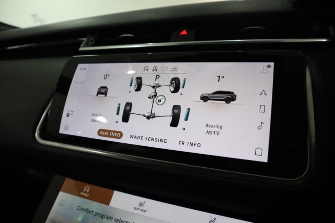 2025 Land Rover Range Rover Velar
