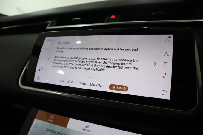2025 Land Rover Range Rover Velar