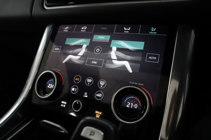 2025 Land Rover Range Rover Sport