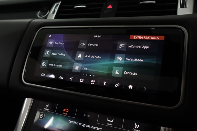 2025 Land Rover Range Rover Sport