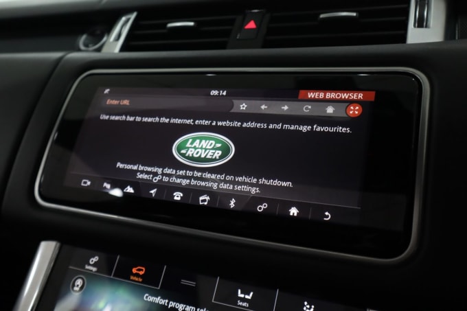 2025 Land Rover Range Rover Sport