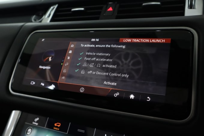2025 Land Rover Range Rover Sport
