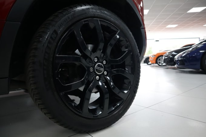 2025 Land Rover Range Rover Evoque