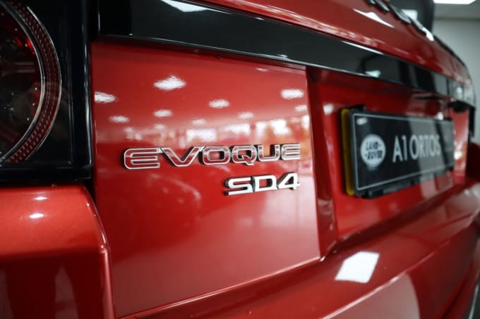 2025 Land Rover Range Rover Evoque