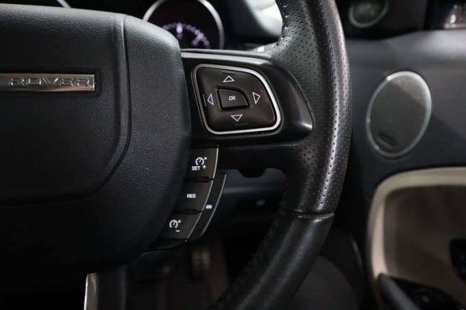 2025 Land Rover Range Rover Evoque