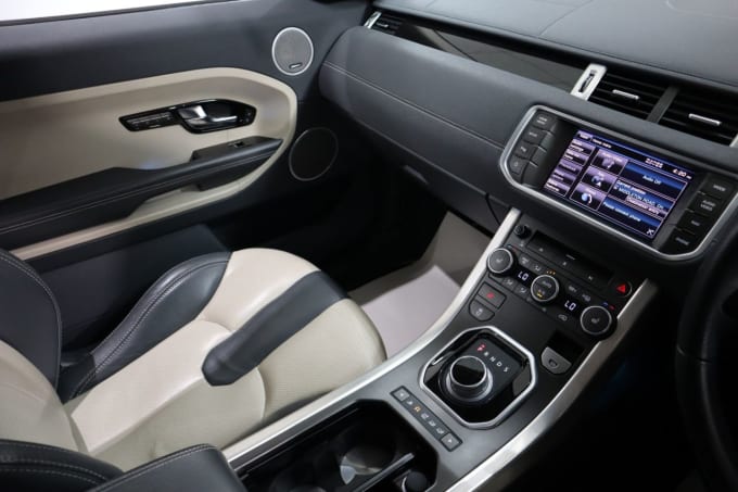 2025 Land Rover Range Rover Evoque